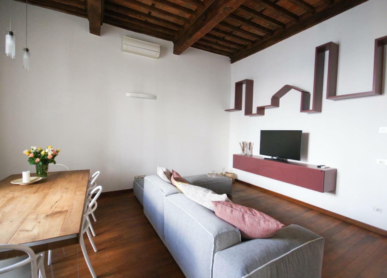 Tabacchi Luxury Apartment In Lucca Historical Center Near Toll Parking מראה חיצוני תמונה