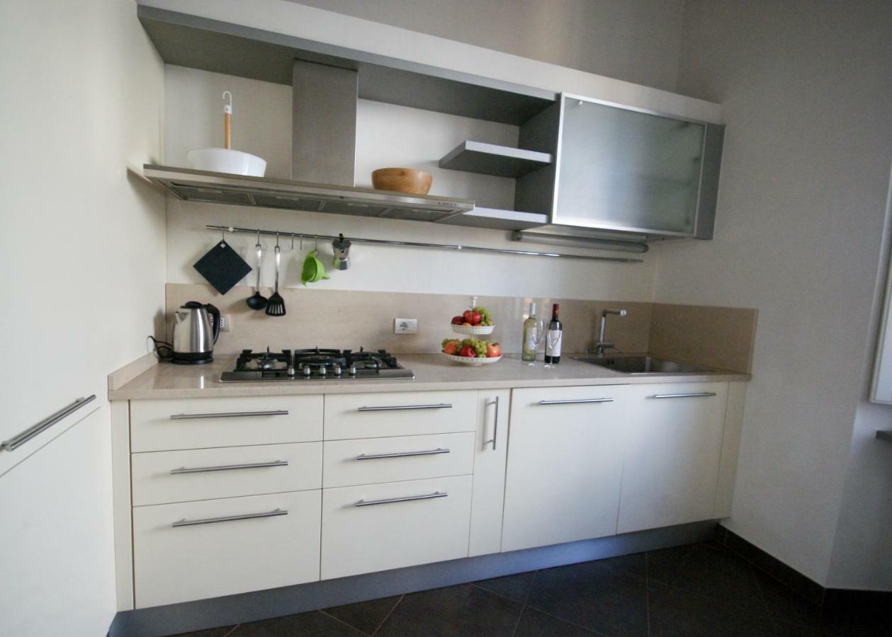 Tabacchi Luxury Apartment In Lucca Historical Center Near Toll Parking מראה חיצוני תמונה