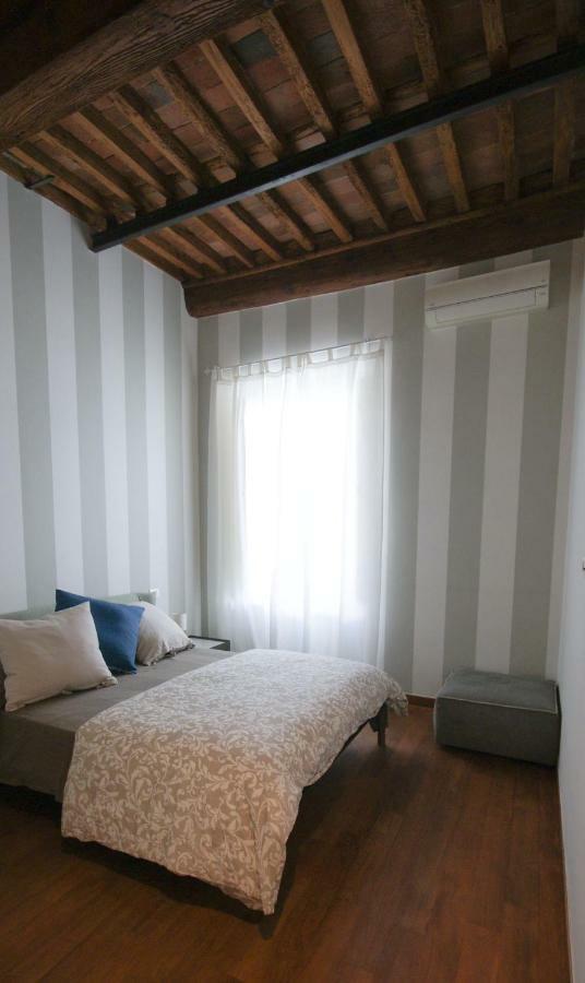 Tabacchi Luxury Apartment In Lucca Historical Center Near Toll Parking מראה חיצוני תמונה
